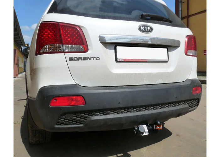 Фаркоп AvtoS для Kia Sorento II до рестайлинга 2009-2012. Артикул KI 17