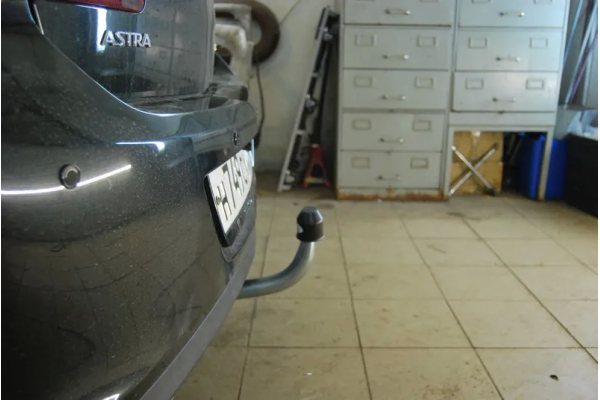 Фаркоп Galia оцинкованный для Opel Astra J седан 2009-2015. Артикул O061A
