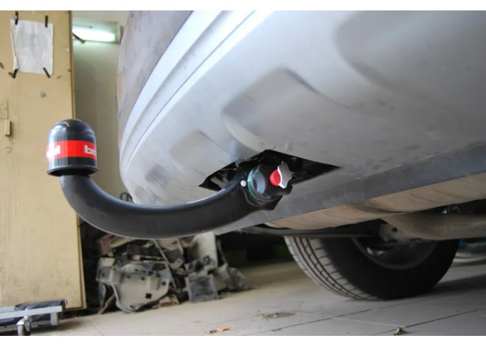 Фаркоп Oris (ранее Bosal) для Audi Q7 II 2015-2023. Артикул 3556-AK41