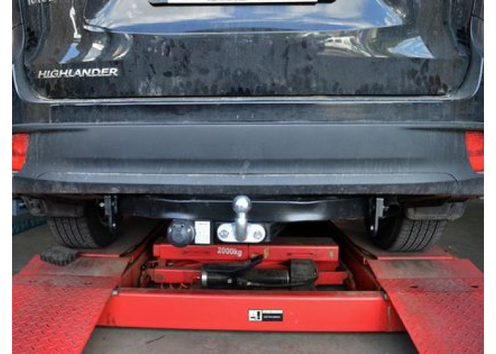 Фаркоп Imiola для Toyota Highlander III 2014-2020. Фланцевое крепление. Артикул T.057