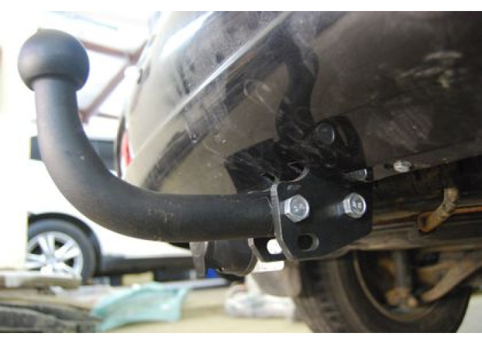 Фаркоп AvtoS для Hyundai Santa Fe I 2001-2006. Артикул HY 18