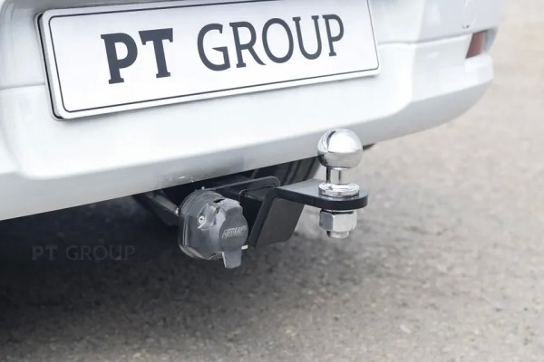 Фаркоп PT Group для Renault Logan II 2014-2023 Седан. Быстросъемный крюк. Артикул RLO991101
