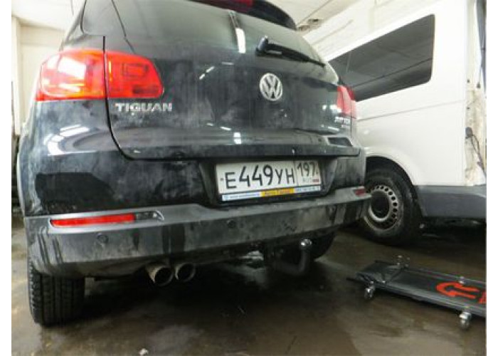 Фаркоп Imiola для Volkswagen Tiguan 2007-2016. Быстросъемный крюк. Артикул W.A33