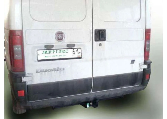 Фаркоп Лидер-Плюс для Fiat Ducato 244 (СЕВЕРСТАЛЬ) 2007-2011. Фланцевое крепление. Артикул F202-FC