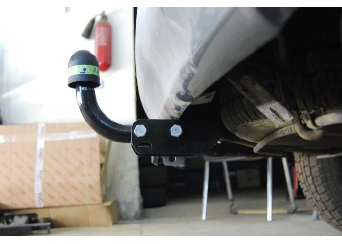 Фаркоп Лидер-Плюс для Hyundai H1 Starex 4WD 1998-2004. Артикул H216-A
