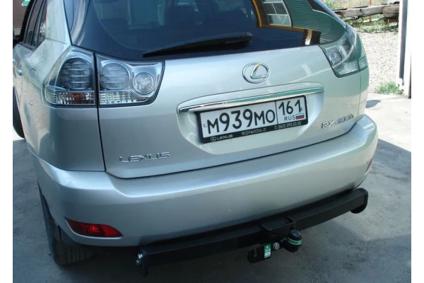 Фаркоп Лидер-Плюс для Toyota Highlander II 2007-2010. Фланцевое крепление. Артикул L101-FC