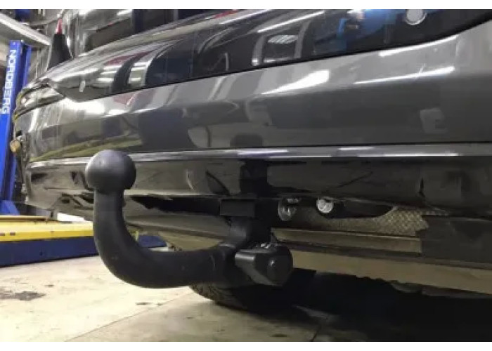 Фаркоп Steinhof для BMW X5 G05 2018-2023 (вкл. M Pakiet). Быстросъемный крюк. Артикул B-089