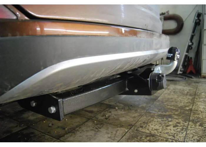 Фаркоп Лидер-Плюс для Toyota RAV4 IV 2013-2019. Фланцевое крепление. Артикул T116-F